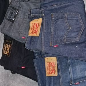 Levi's pants bundle
